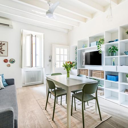 Lovely Apartment On The Navigli River By Easylife Milán Exteriér fotografie